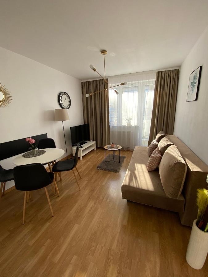 Apartament Trzech Stolic 고르주프비엘코폴스키 외부 사진
