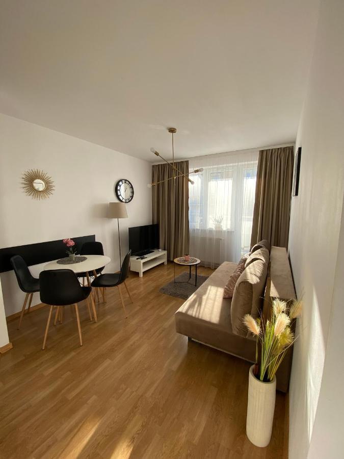 Apartament Trzech Stolic 고르주프비엘코폴스키 외부 사진