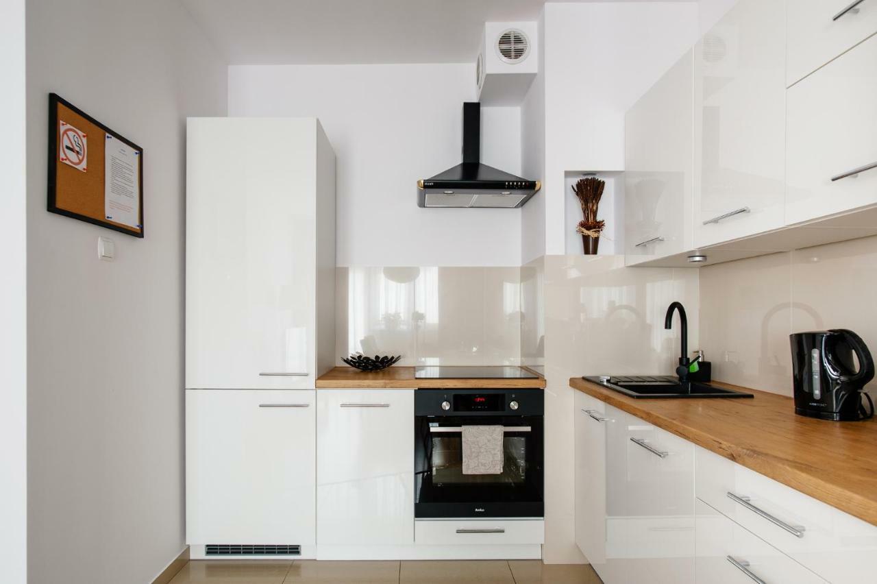 Apartament Trzech Stolic 고르주프비엘코폴스키 외부 사진
