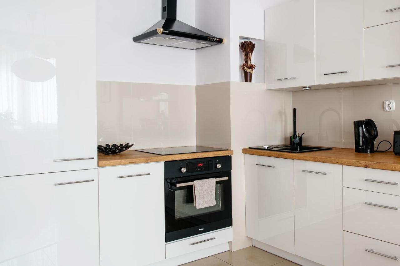 Apartament Trzech Stolic 고르주프비엘코폴스키 외부 사진